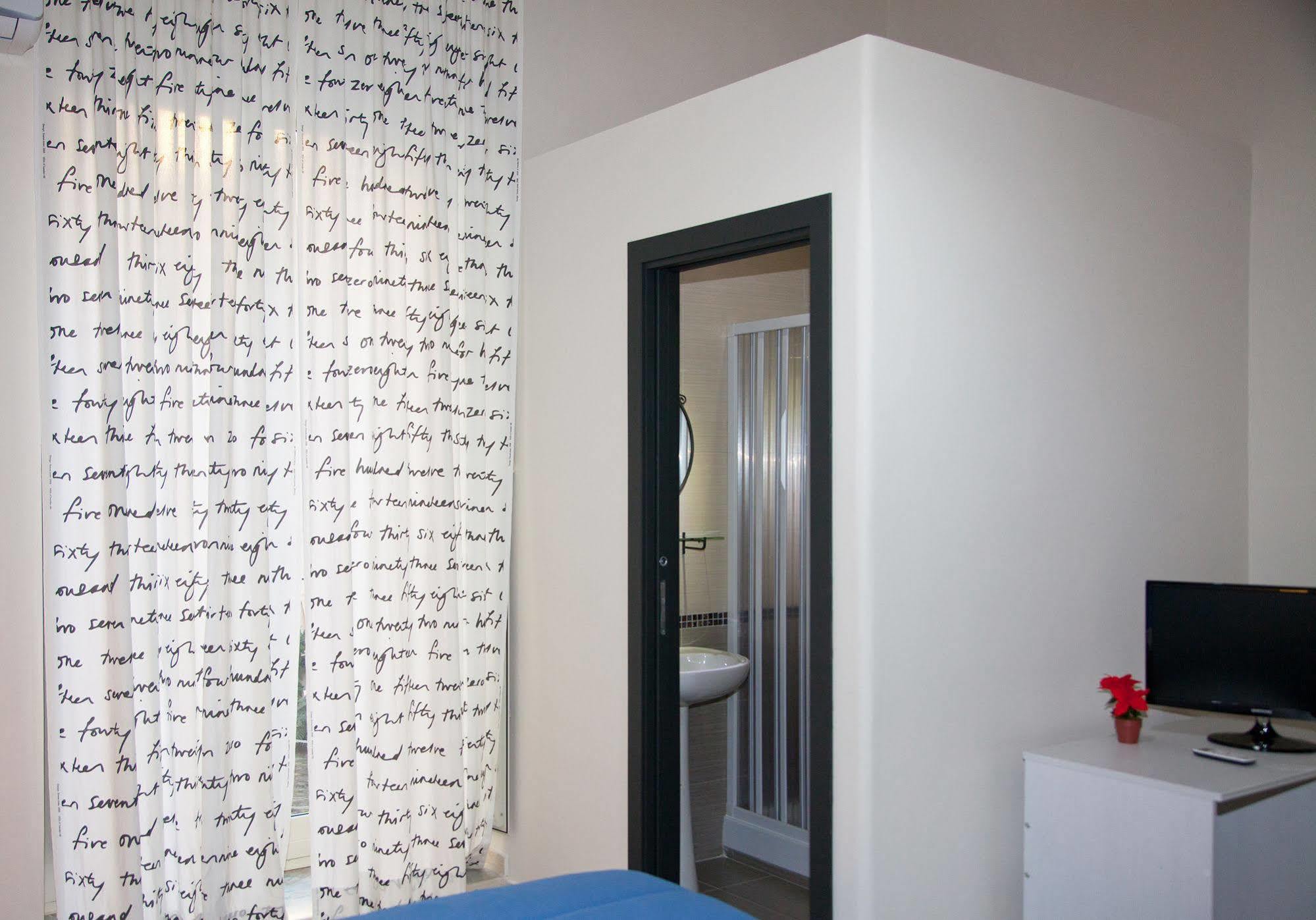 Domus Armenio Bed & Breakfast Naples Luaran gambar